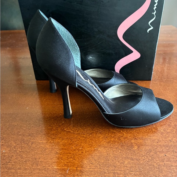 Nina Black Luster Open-Toe 3.5" Heels Sz 9 - Picture 5 of 6